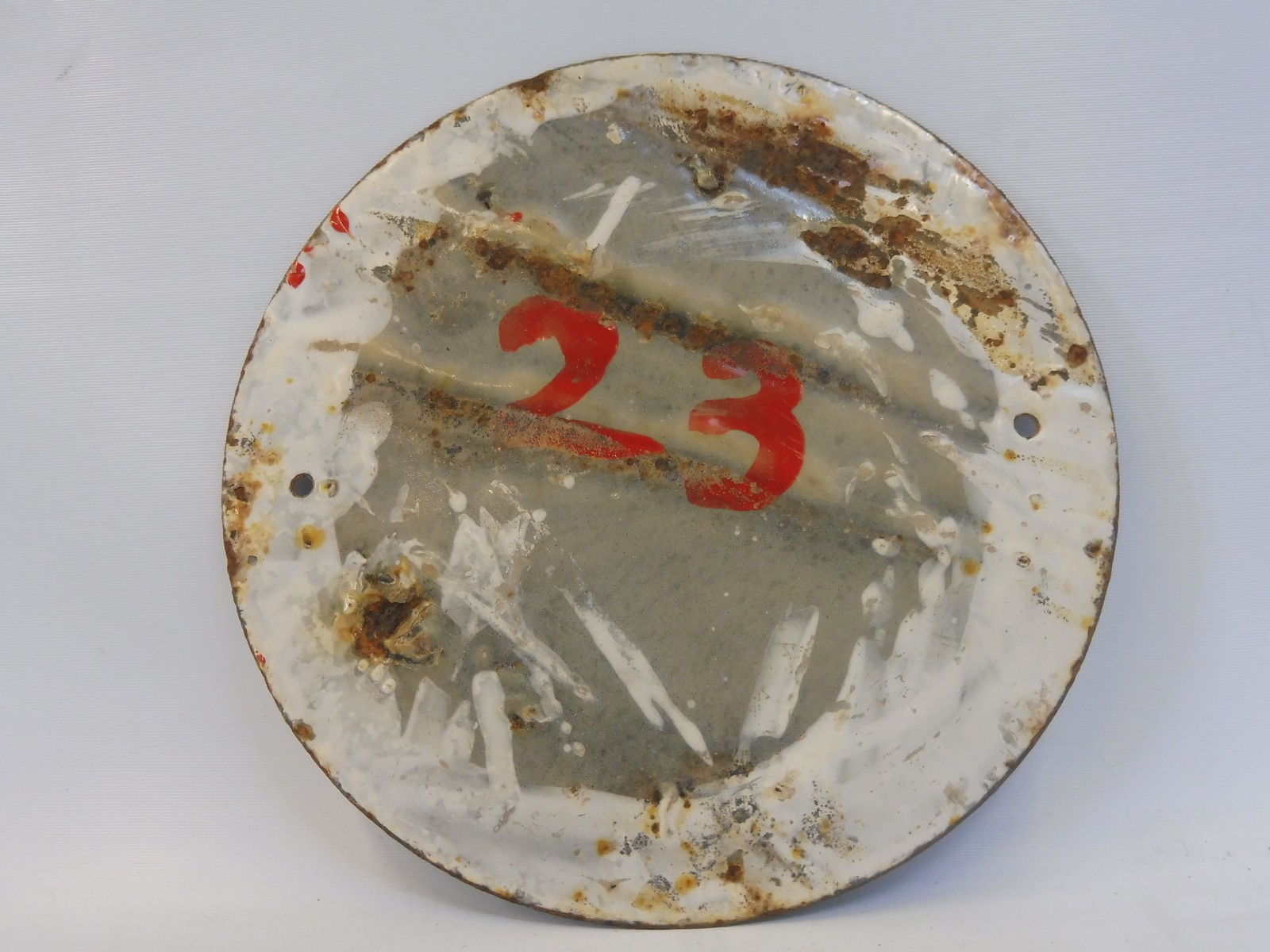 A Pears' Soap circular enamel sign in excellent condition, 7" diameter. - Image 4 of 4