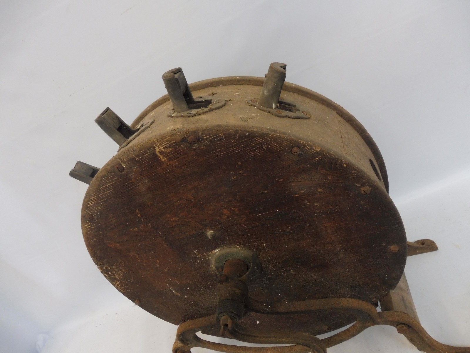 A Victorian knife sharpener. - Image 3 of 4