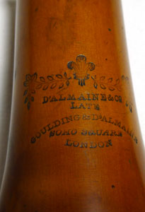 Early 19th century boxwood and ivory clarinet by D'Almaine. Eight square ended brass keys. Good - Bild 5 aus 5