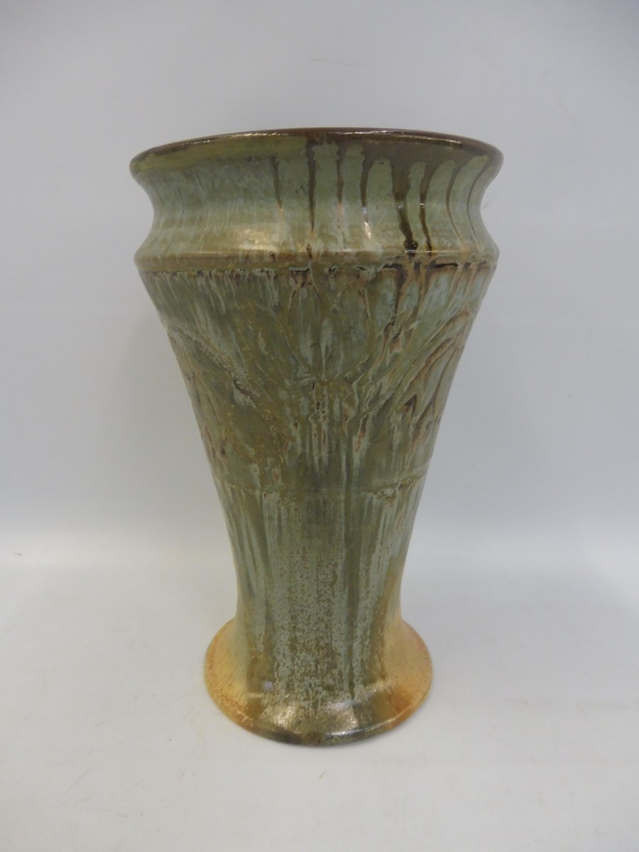 An unusual Martin Brothers slip glazed flared vase, 7 1/4" high. - Image 3 of 4