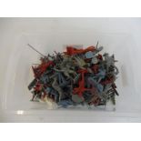 A box of plastic soldiers, various makers, to include Cavaliers and Roundheads.