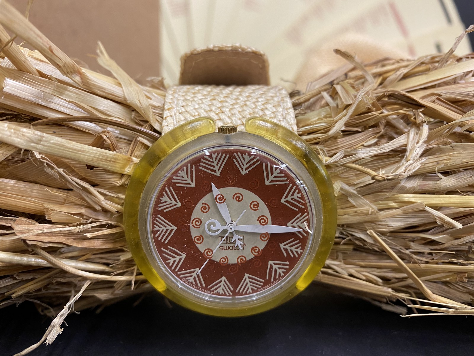 A Swatch 'Point of View' wristwatch by Karl Gerstner (1995) and a Leaf Pop Swatch (1994) bound - Image 3 of 4