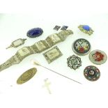 A quantity of Costume Jewellery, including a large Scottish pebble brooch in gilt mount, a small