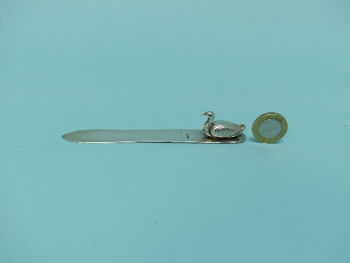 An early 20thC novelty silver Letter Opener, by Sampson Mordan & Co, hallmarked Sheffield, date - Image 2 of 2