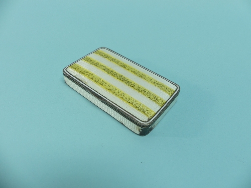 A Continental silver and enamel hinged Snuff Box, the guilloche enamel decoration to sides and lid - Image 2 of 8