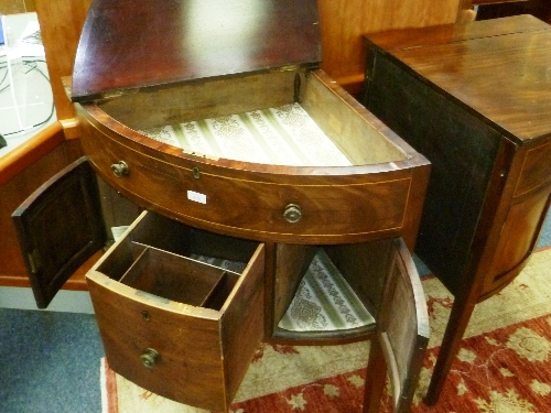 A pair of late-19th/early-20th century bow-front Dining Room Cabinets, with boxwood stringing, - Image 3 of 5