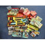 Tri-ang '00' gauge electric model Railway:a quantity, many boxed pieces, including R.3A Train Set,