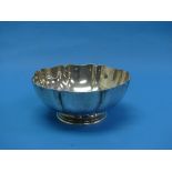 A mid 20thC American sterling silver lobed Bowl, by Gorham, Rhode Island, of shaped octagonal form