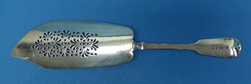 A Victorian silver Fish Slice, by Mary Chawner, hallmarked London, 1840, fiddle pattern with pierced - Image 4 of 6