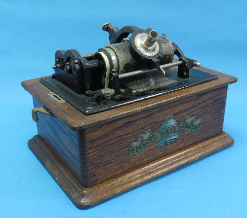 An Edison Bell Standard phonograph, Reg.No.6127, with oak case and aluminium horn, together with a - Image 2 of 9