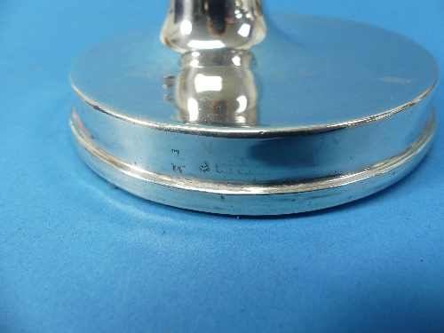 A George V silver Capstan Inkwell, by William Hutton & Sons Ltd., hallmarked Birmingham, 1919, of - Image 7 of 8