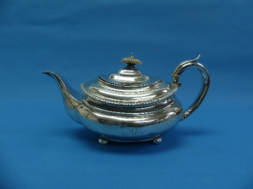 A George IV silver Teapot, by Rebecca Emes & Edward Barnard, hallmarked London, 1824, of ovoid - Image 6 of 10