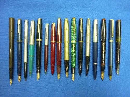 A quantity of vintage and later Pens and Fountain Pens, including green marbled Conway Stewart - Image 3 of 3