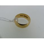 An 18ct yellow gold Wedding Band, approx weight 10.2g.