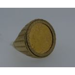 A Victorian gold Sovereign, dated 1898, in 9ct yellow gold ring mount, approx total weight 16.3g.