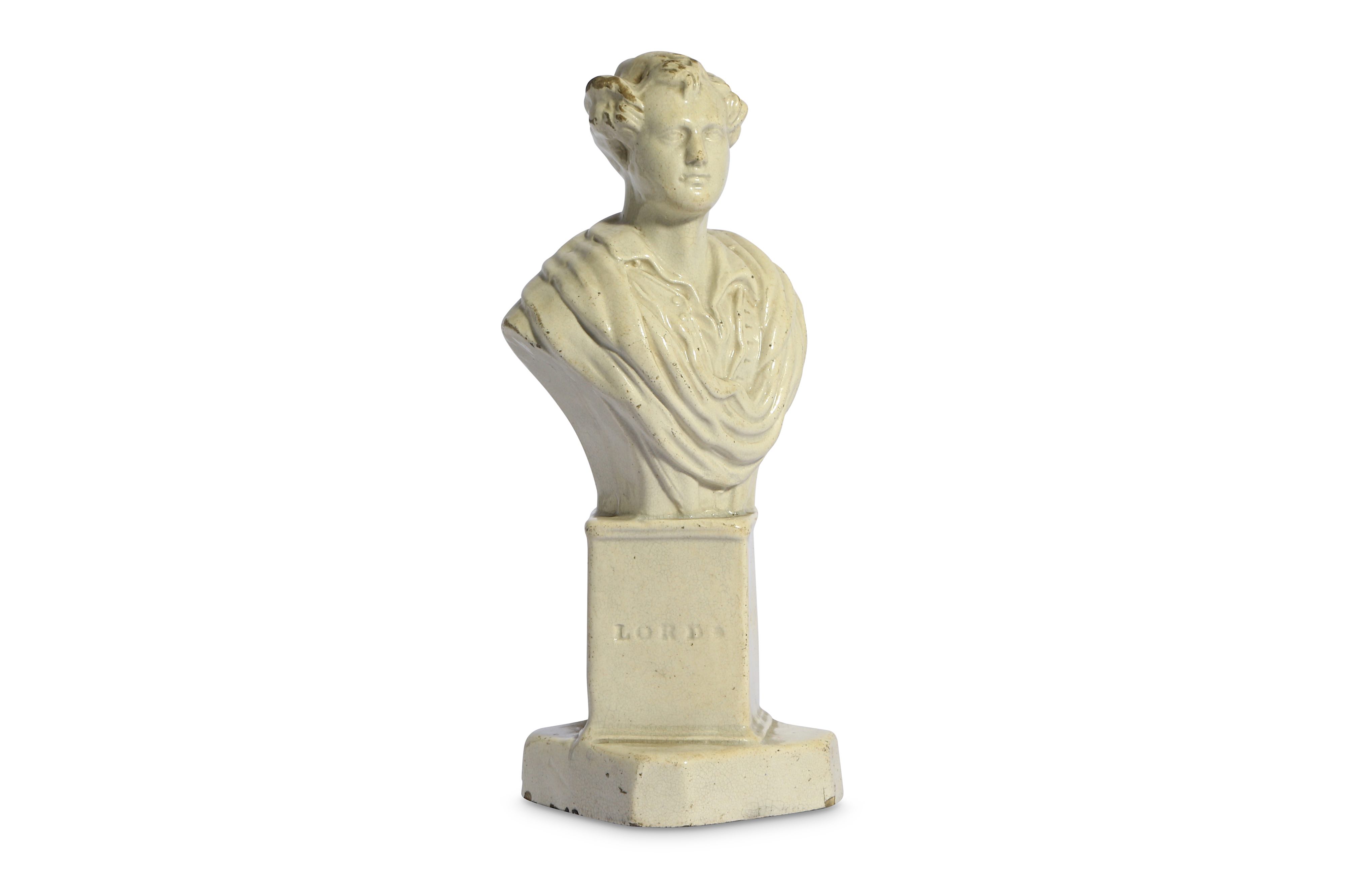 AN EARLY STAFFORDSHIRE WHITE GLAZED POTTERY BUST OF LORD BYRON - Image 2 of 6