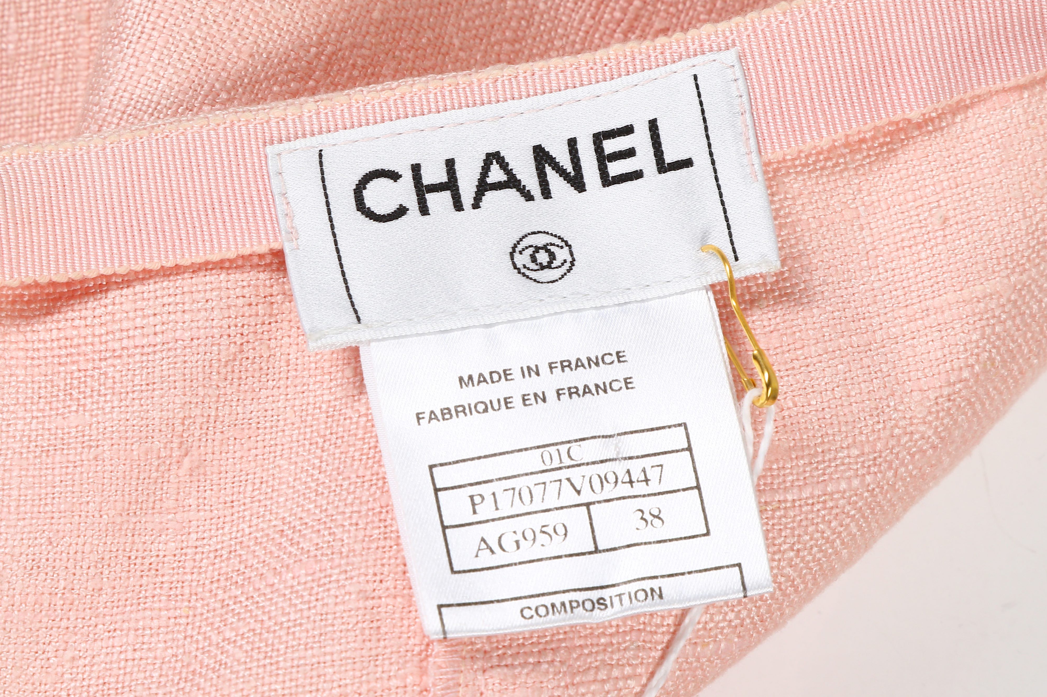 Chanel Pale Pink Silk Skirt - size 38 - Image 5 of 5