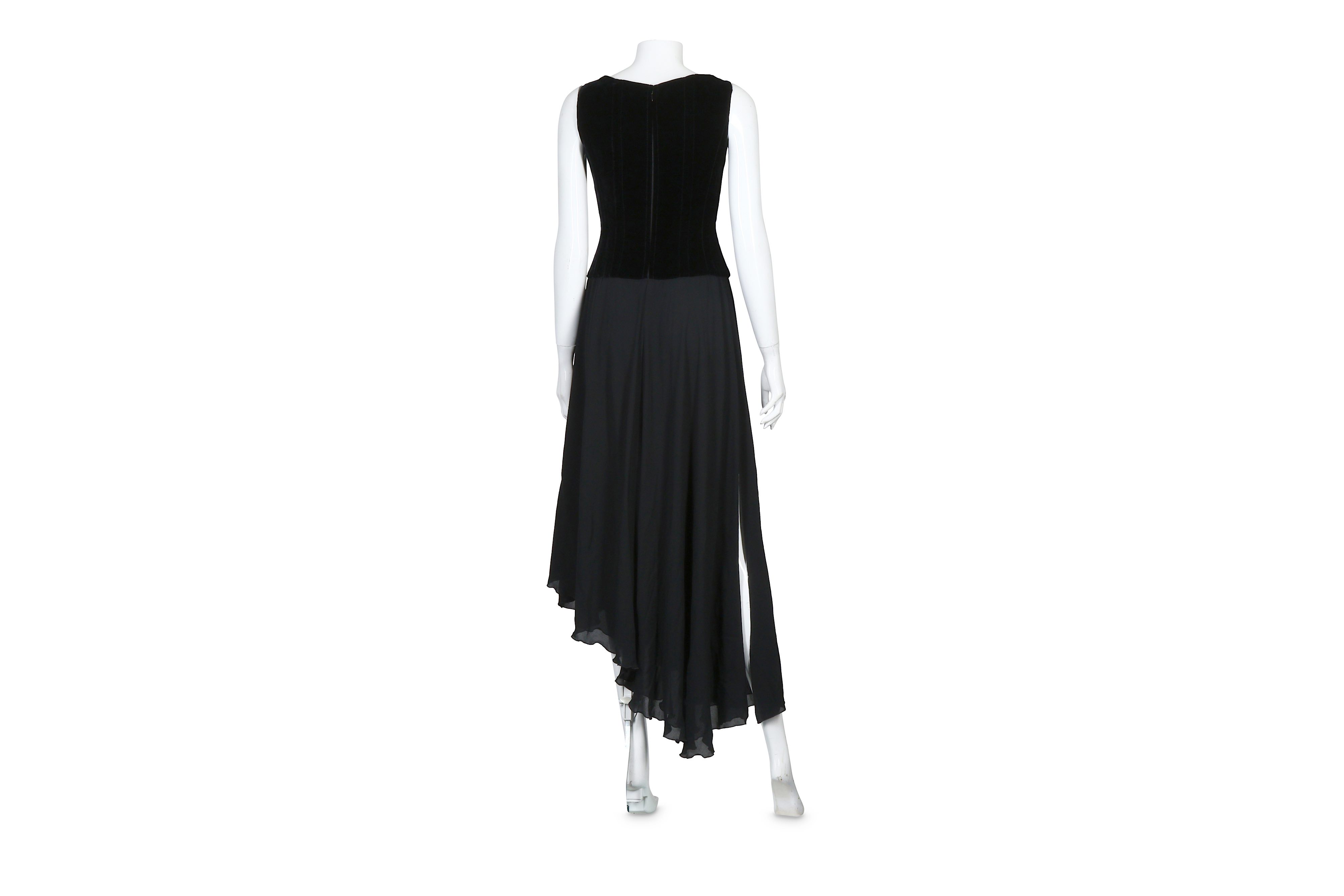 Chanel Black Velvet and Chiffon Fitted Dress - size 38 - Image 4 of 5