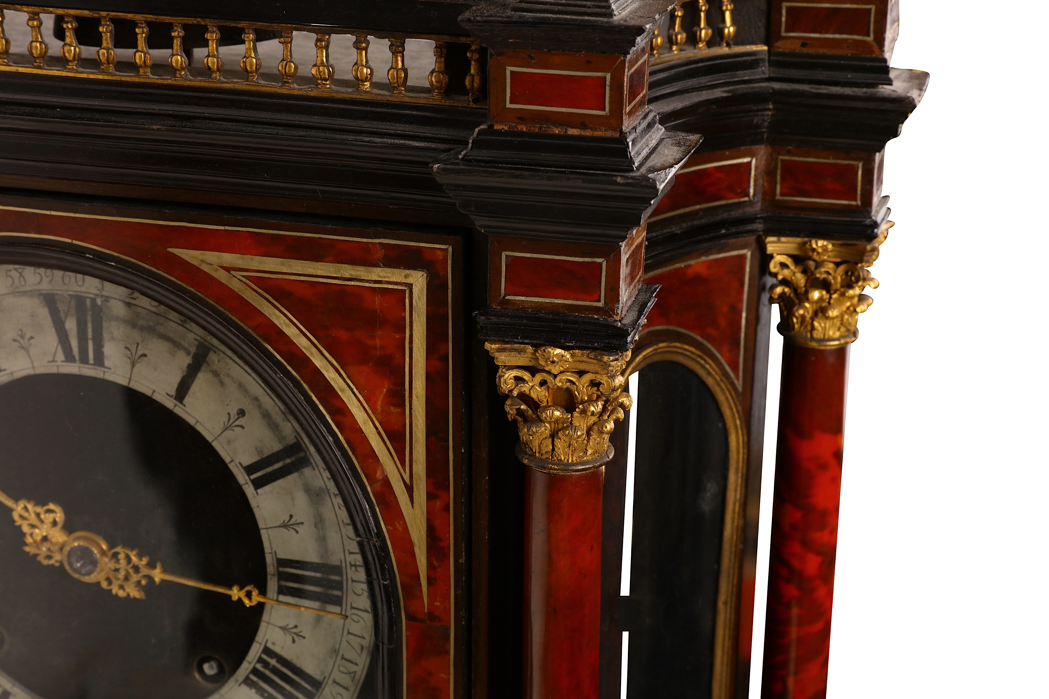 A LATE 17TH CENTURY FRENCH EBONISED, GILT BRONZE MOUNTED AND TORTOISESHELL 'BOULLE' STYLE PENDULE - Image 7 of 8