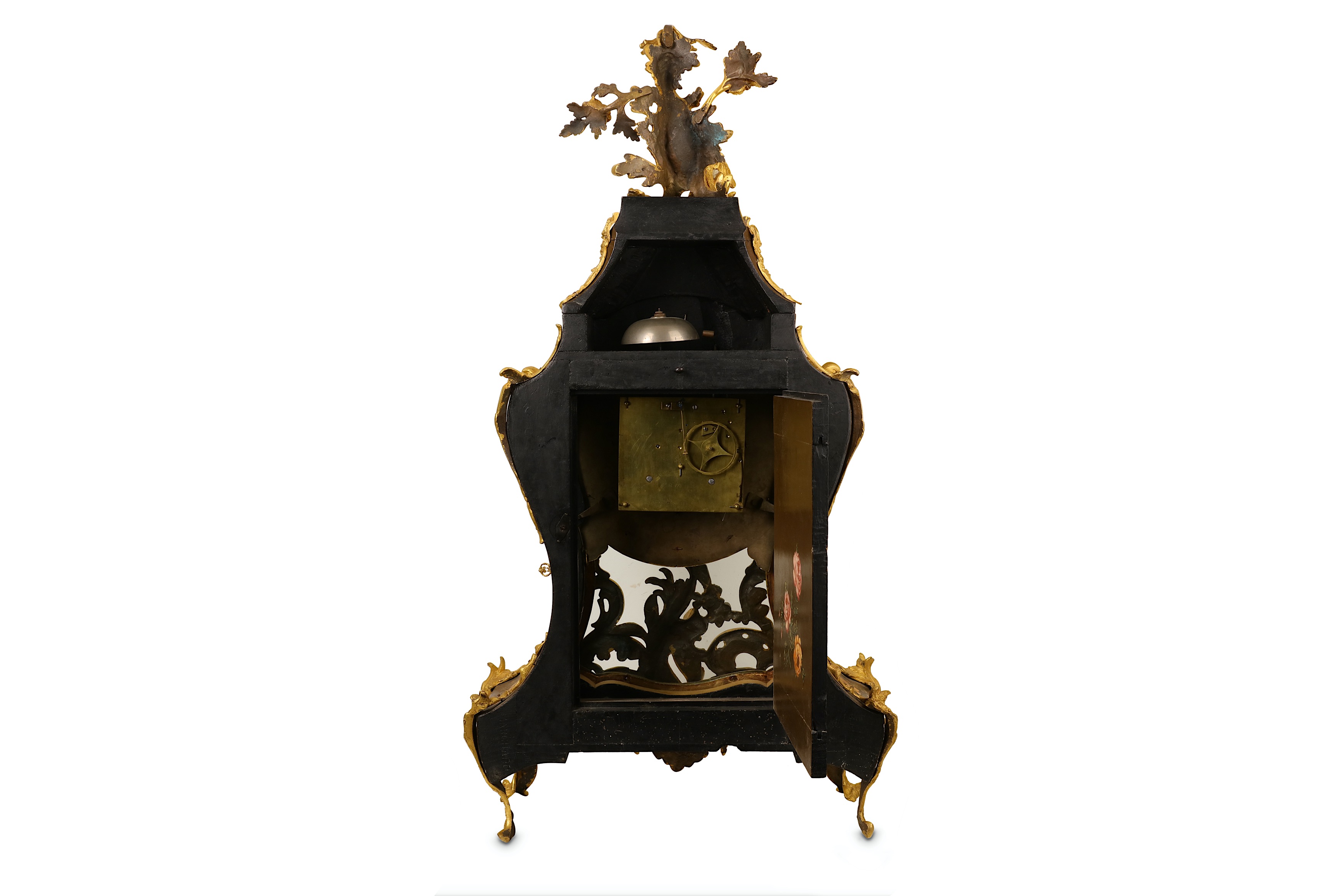 A LARGE 18TH CENTURY FRENCH LOUIS XV PERIOD PAINTED AND GILT BRONZE MOUNTED BRACKET CLOCK SIGNED - Image 5 of 7