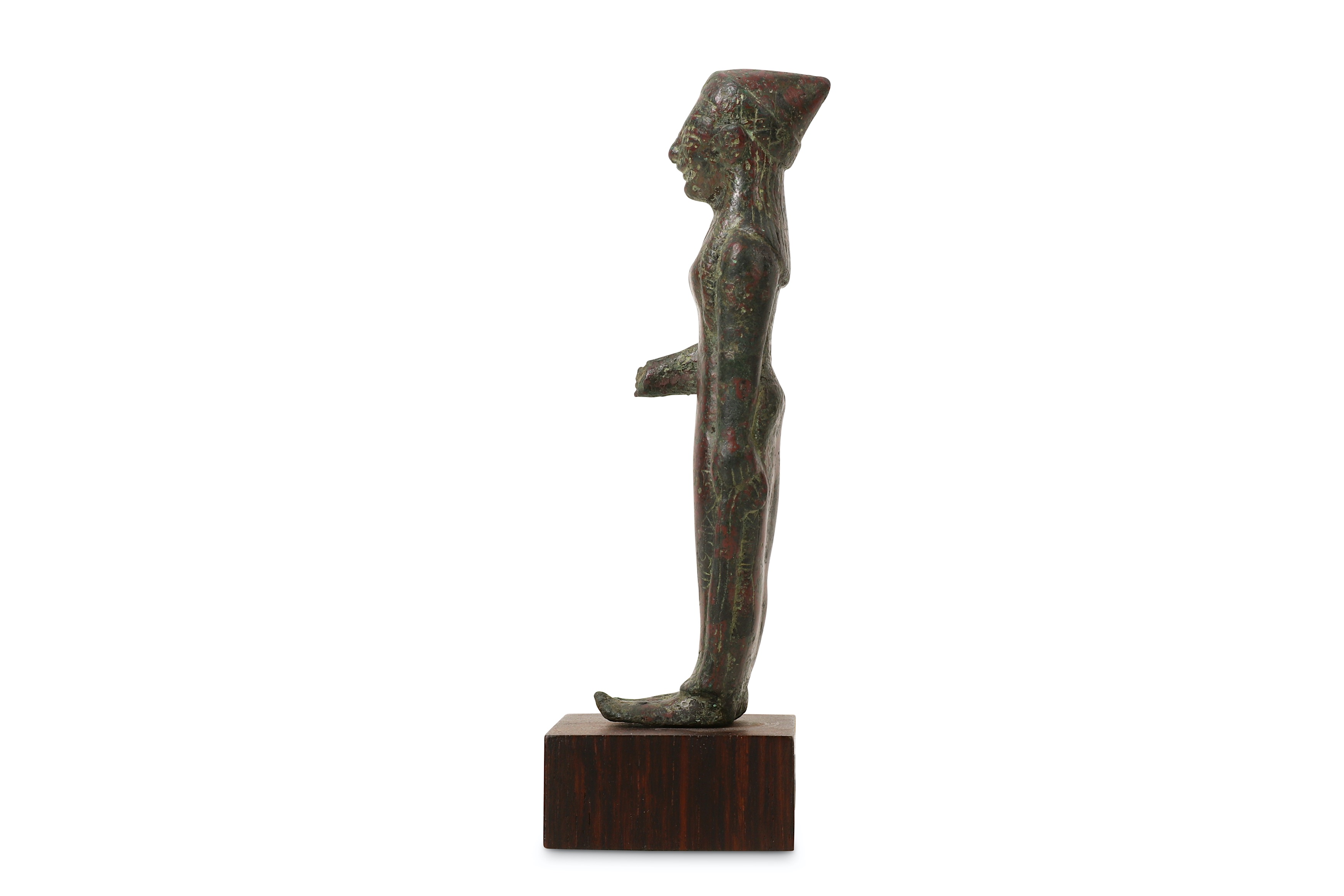 A 6TH CENTURY B.C. ETRUSCAN BRONZE KORE FIGURE raised on a later stained wood base,  the figure 10cm - Image 2 of 4