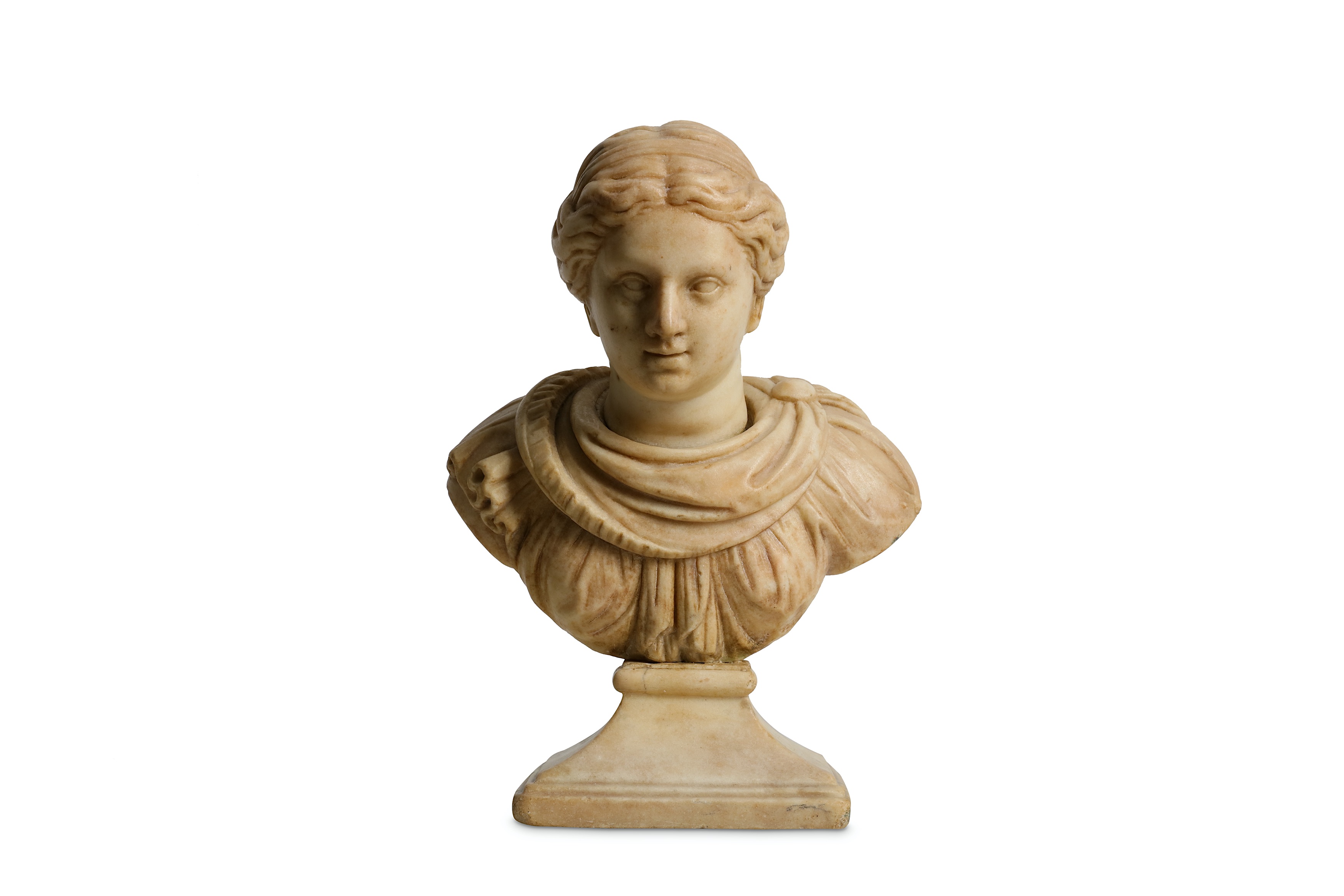 AN 18TH CENTURY ITALIAN MARBLE BUST OF A NOBLEWOMAN depicting in the ancient style, her drapery - Image 3 of 9