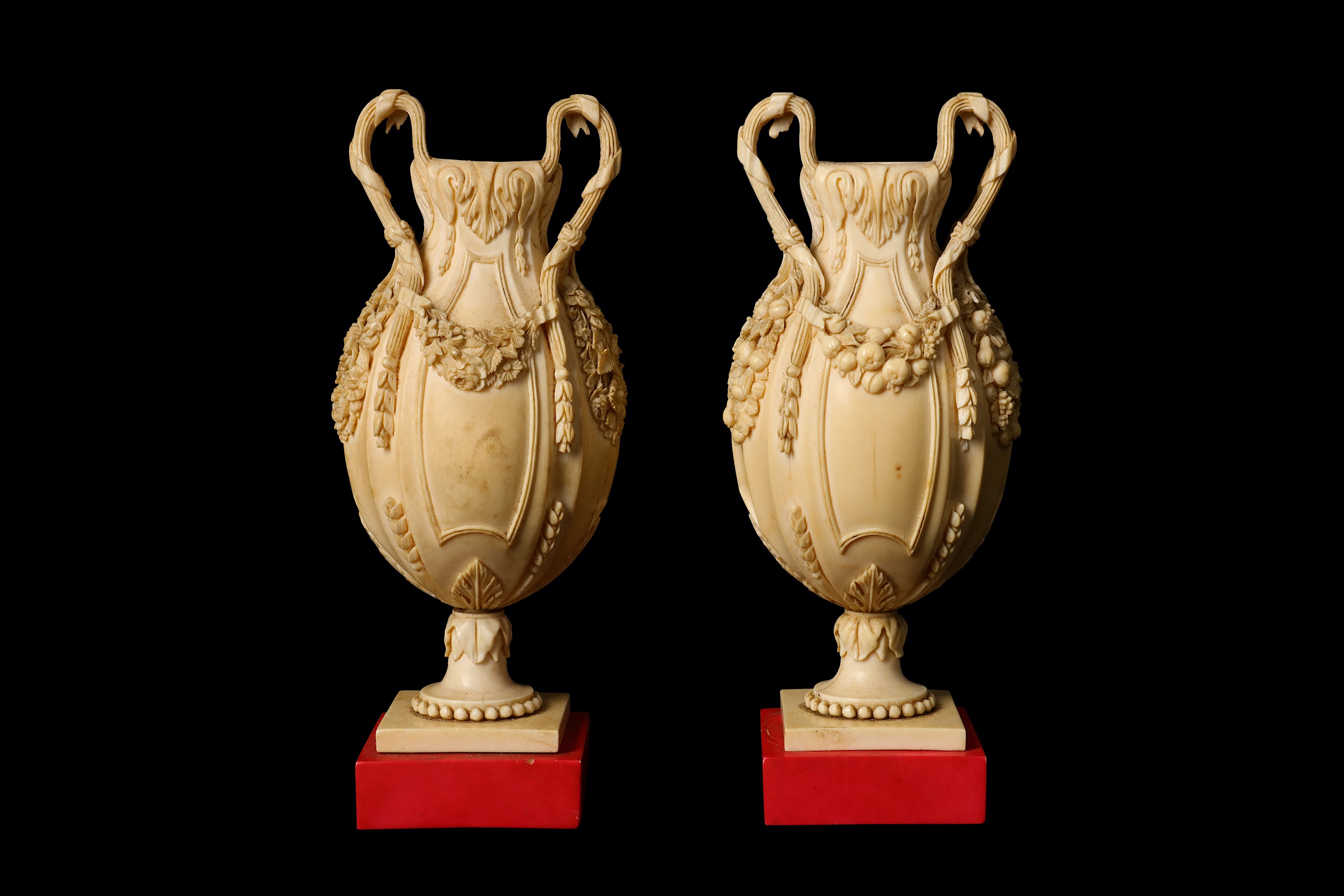 A FINE PAIR OF 19TH CENTURY DIEPPE IVORY VASES the baluster vases on circular feet over square - Image 4 of 8