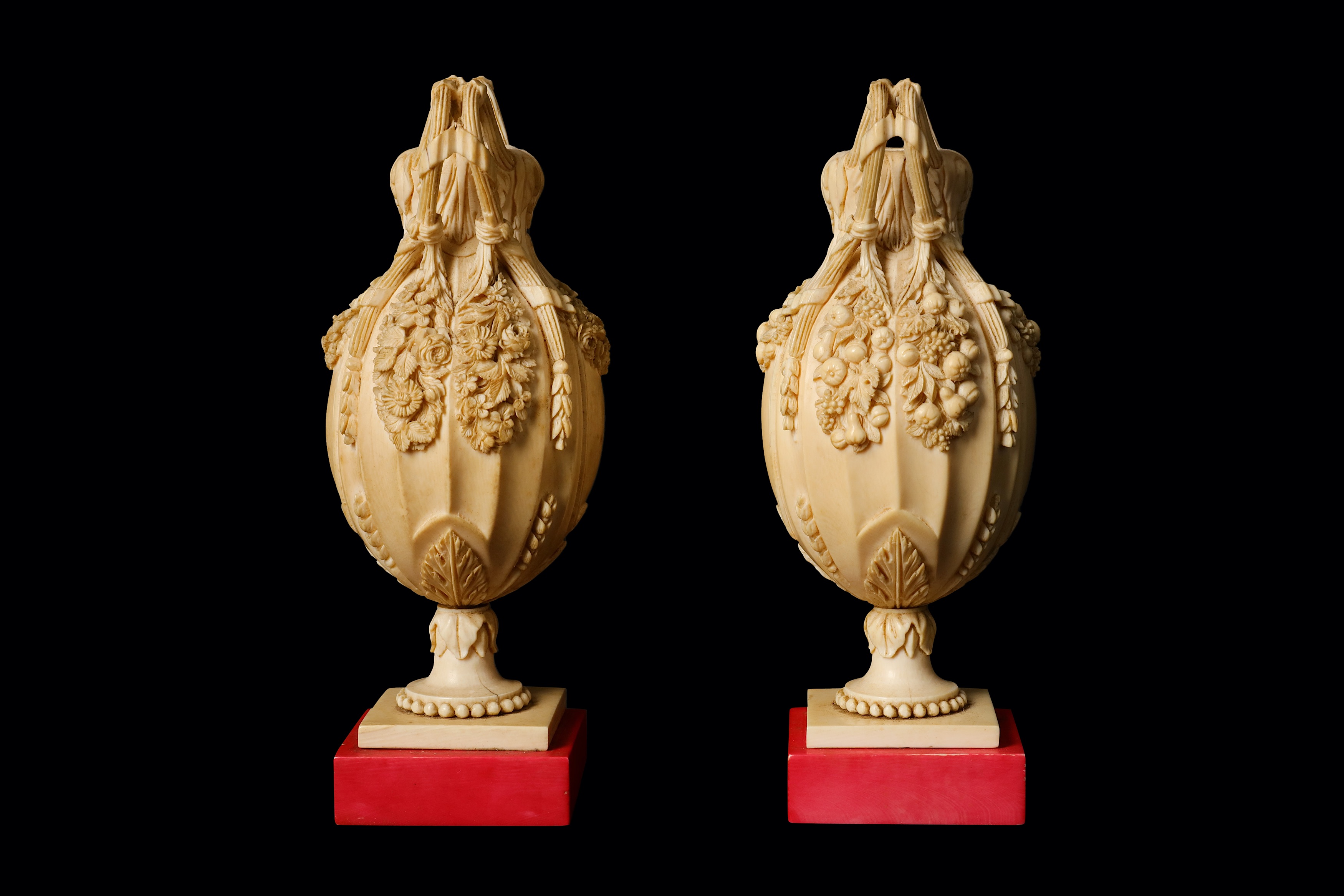 A FINE PAIR OF 19TH CENTURY DIEPPE IVORY VASES the baluster vases on circular feet over square - Image 3 of 8