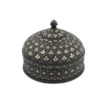 A BIDRI SILVER-INLAID LIDDED PANDAN BOX