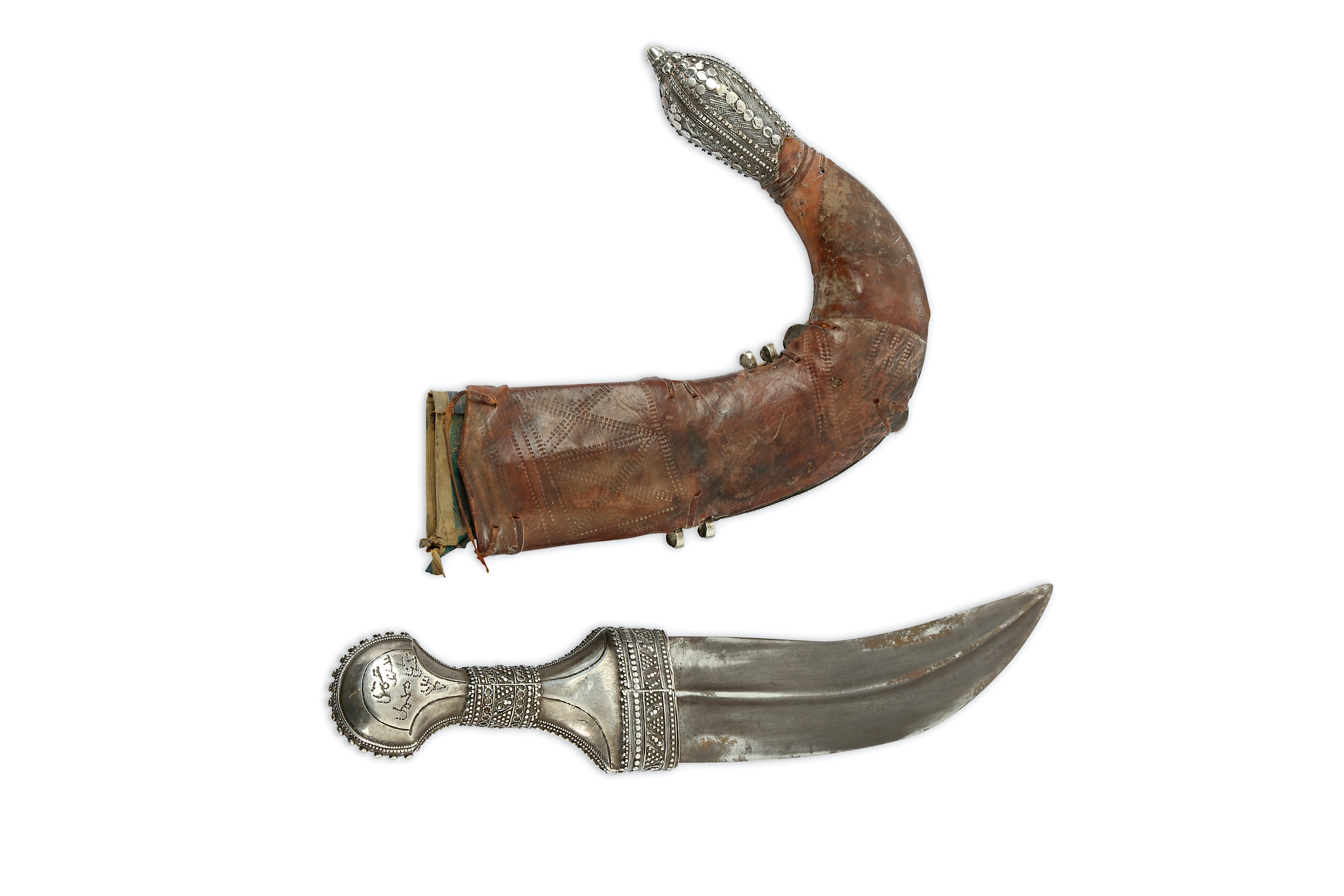 AN OMANI SILVER-MOUNTED JAMBIYA DAGGER - Image 2 of 4