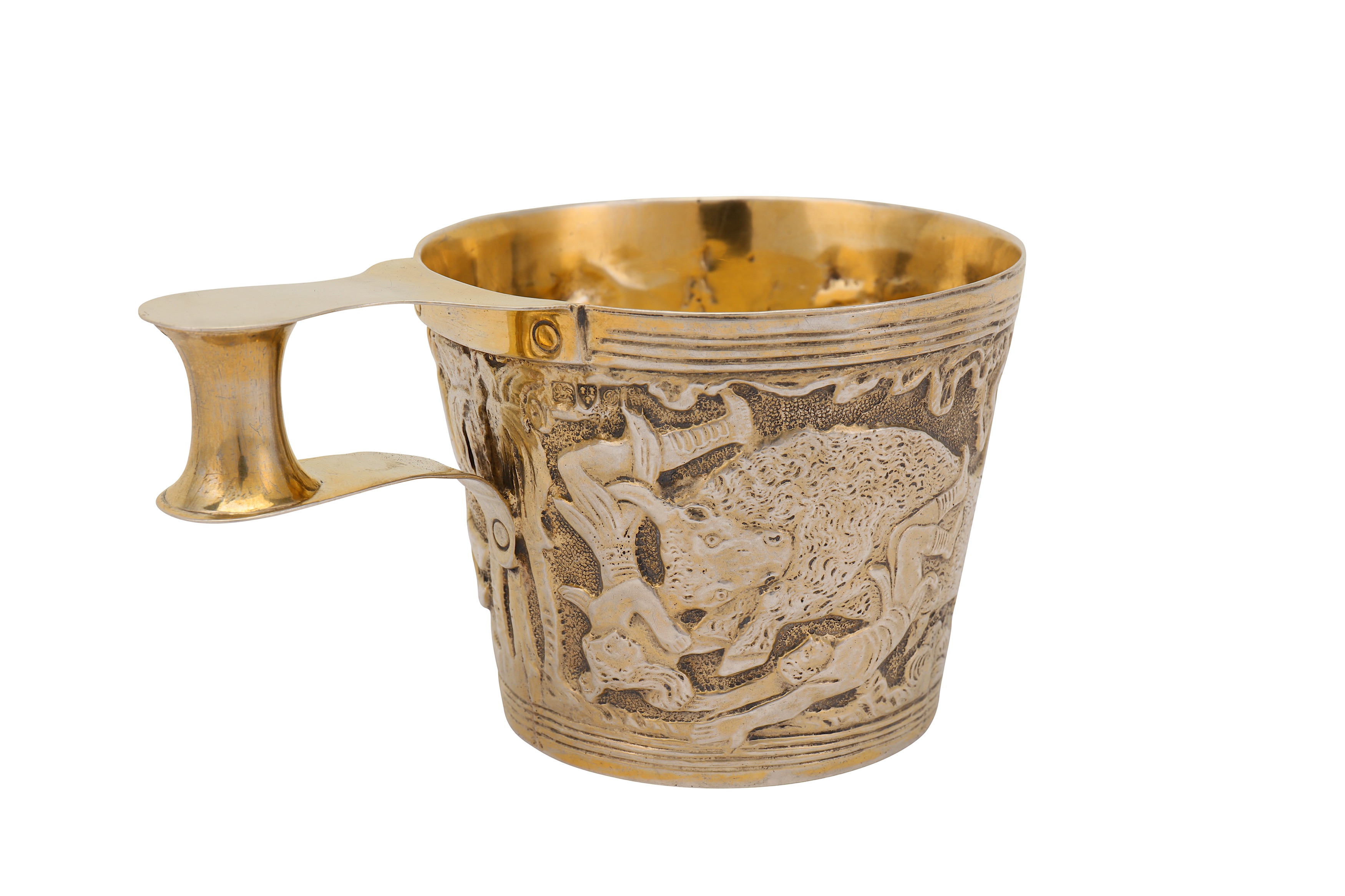 An Edwardian sterling silver gilt Vaphio cup, Chester 1904 by Nathan & Hayes - Image 2 of 6