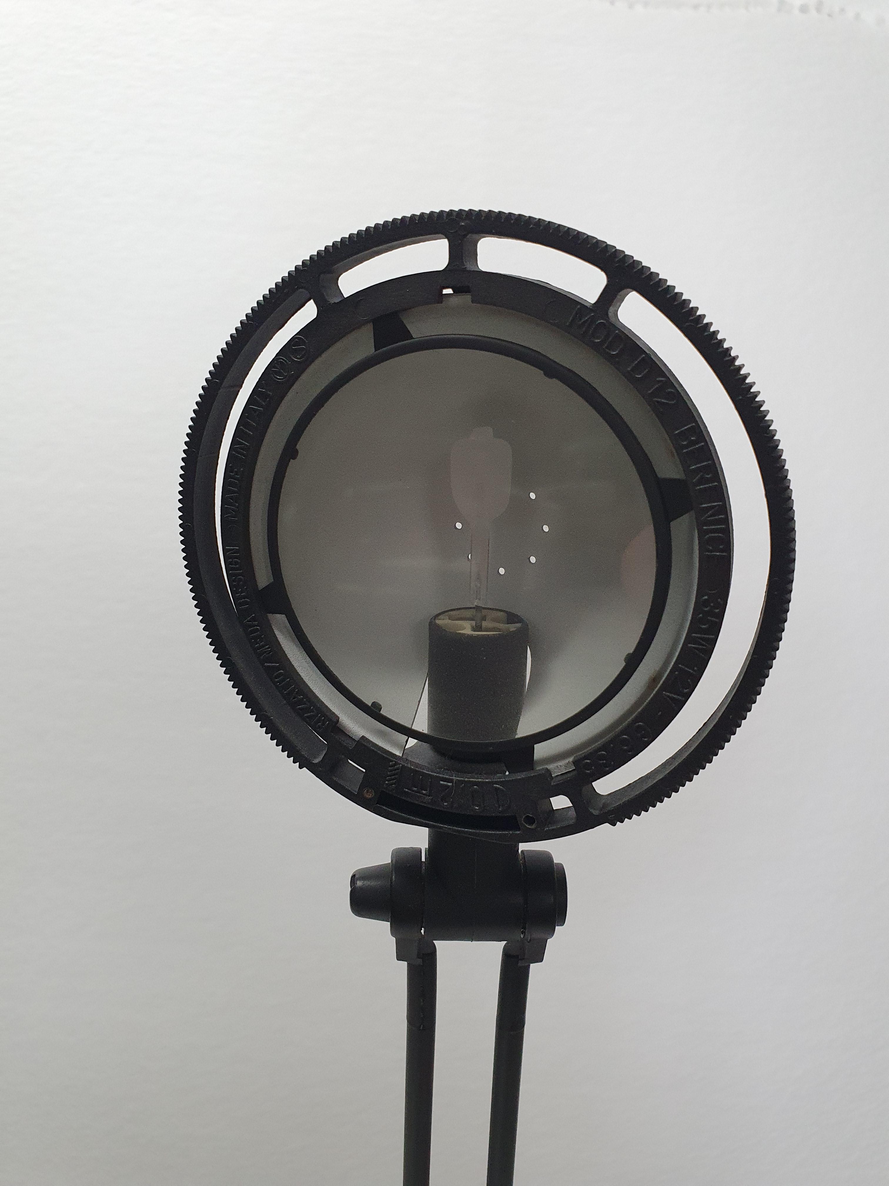 Paolo Rizzato for Luce Plan, a Bernice adjustable desk lamp,model D12, black painted aluminium, on a - Image 3 of 6