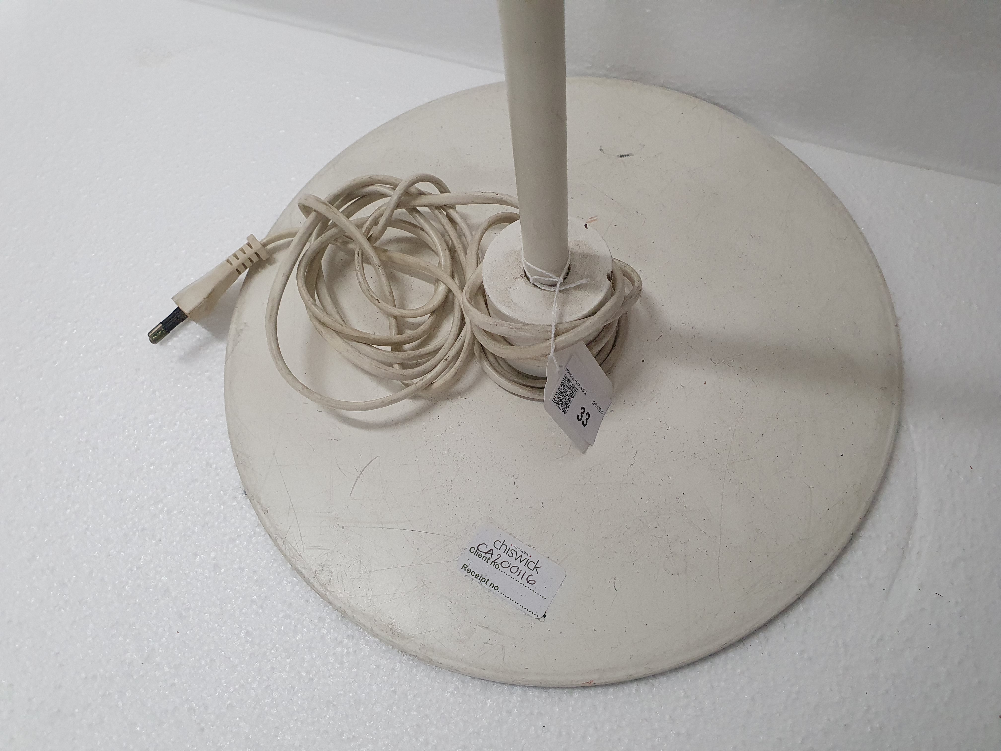 Le Klint, a Danish white painted metal standard lamp - Bild 4 aus 8