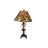 A Continental cast gilt metal table lamp