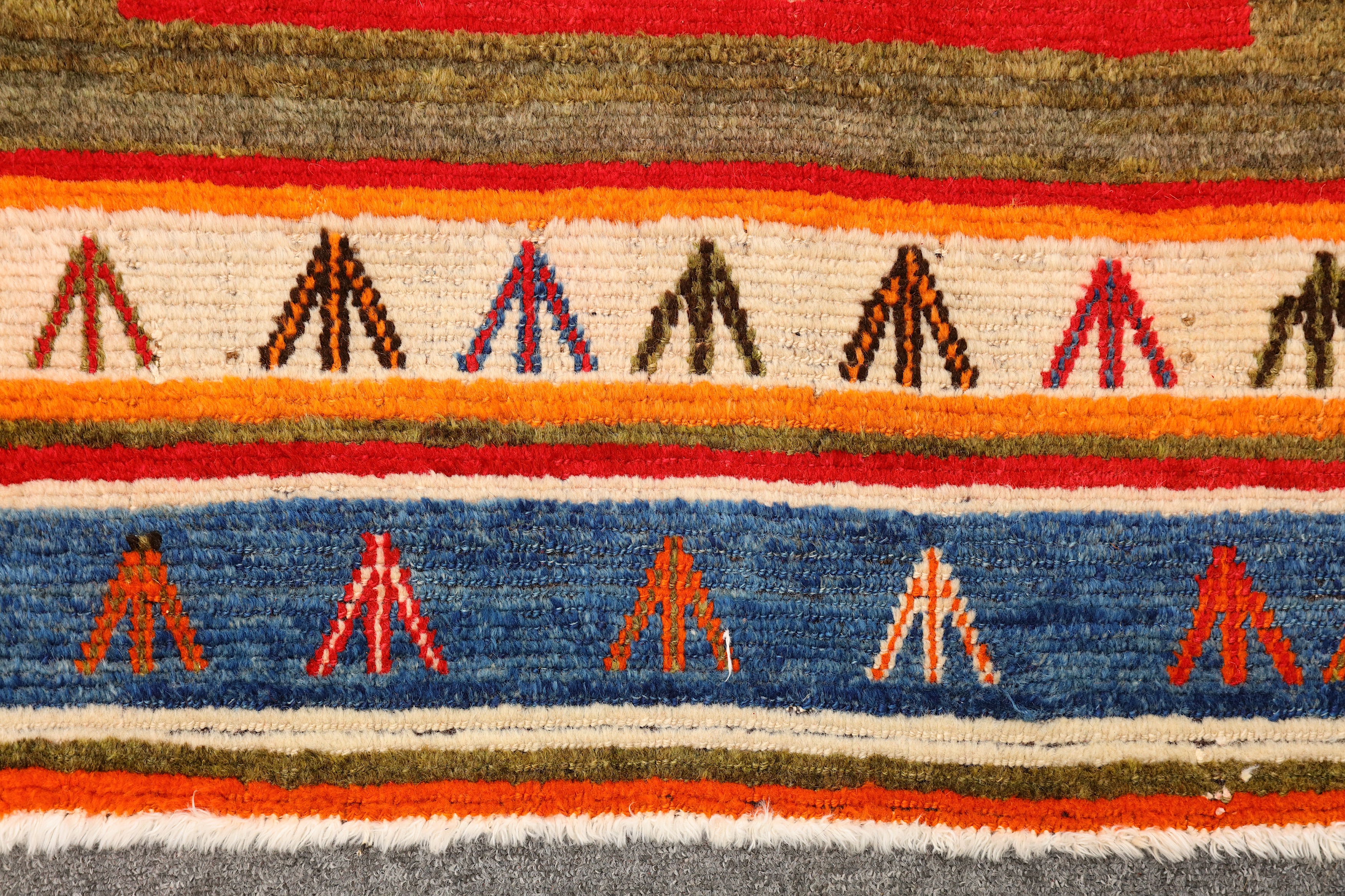 AN UNUSUAL GABBEH RUG, SOUTH-WEST PERSIA - Image 6 of 8