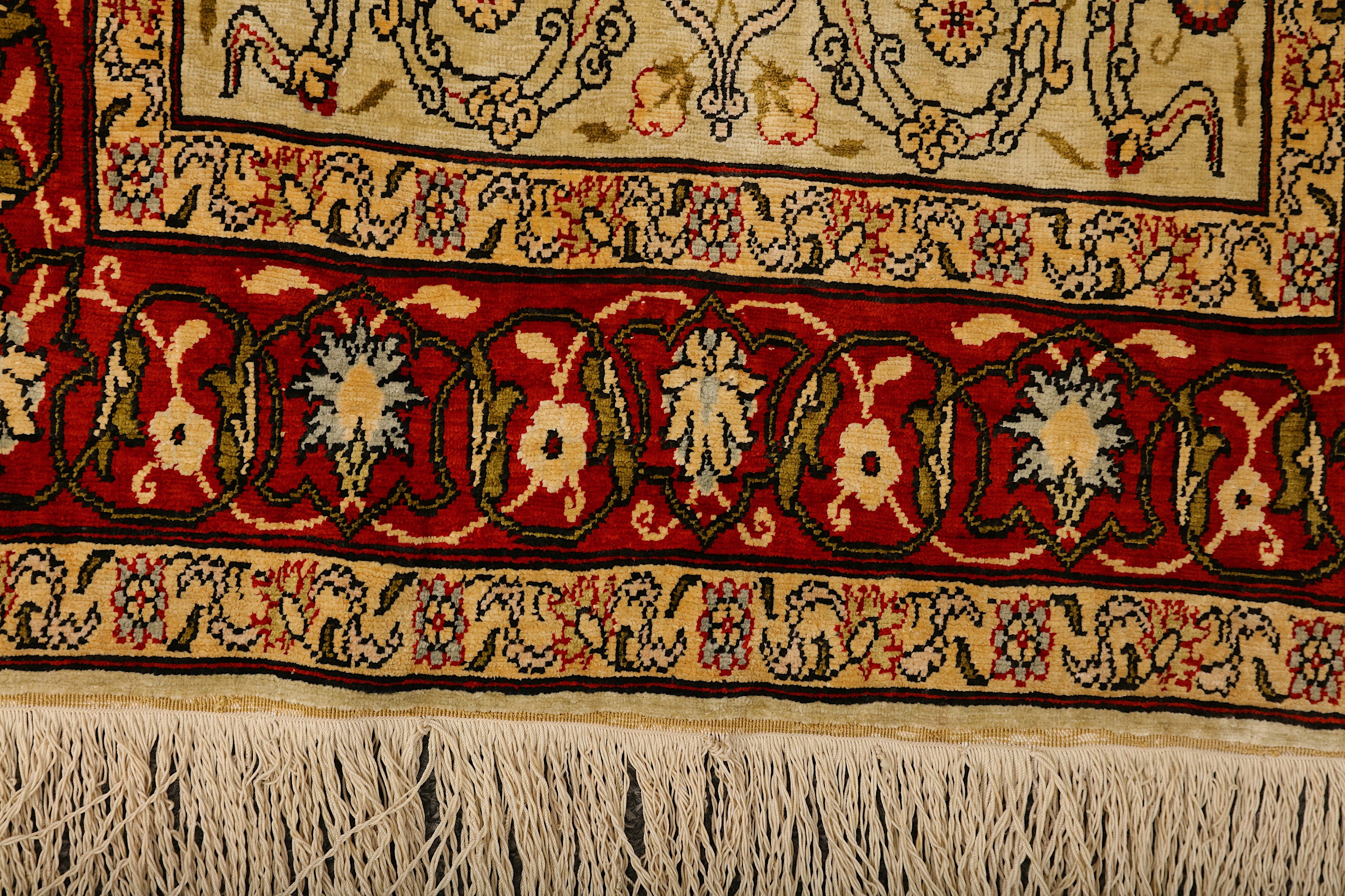 AN EXTREMELY FINE SILK & METAL THREAD HEREKE PRAYER RUG, TURKEY - Image 7 of 9