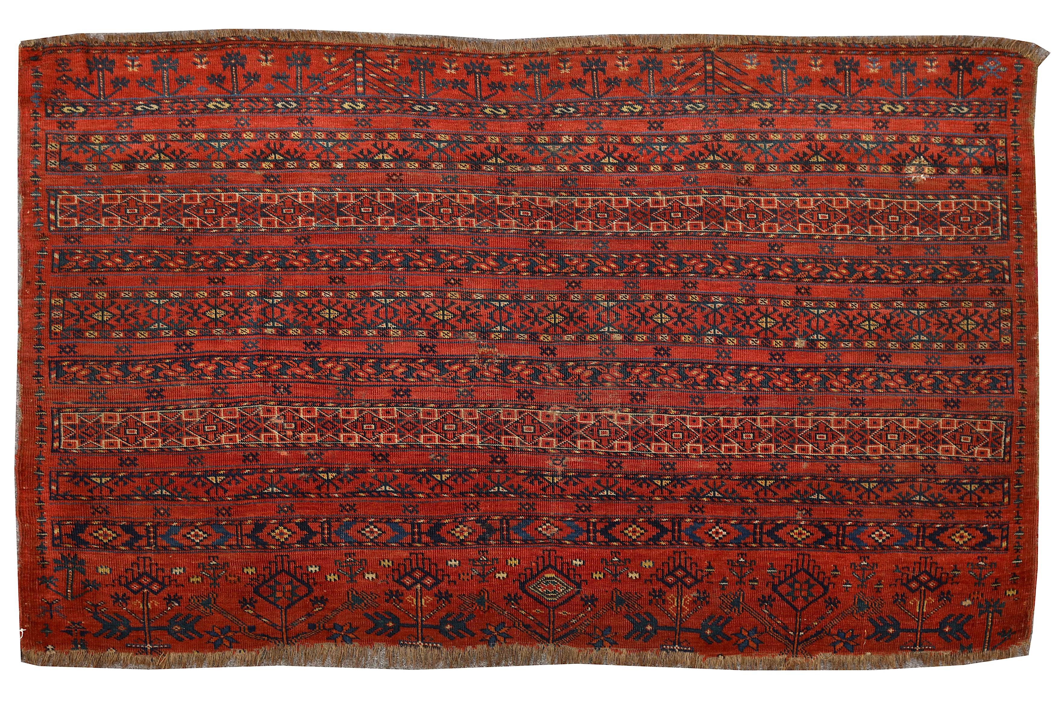 AN ANTIQUE TEKKE JUVAL RUG, EAST TURKMENISTAN