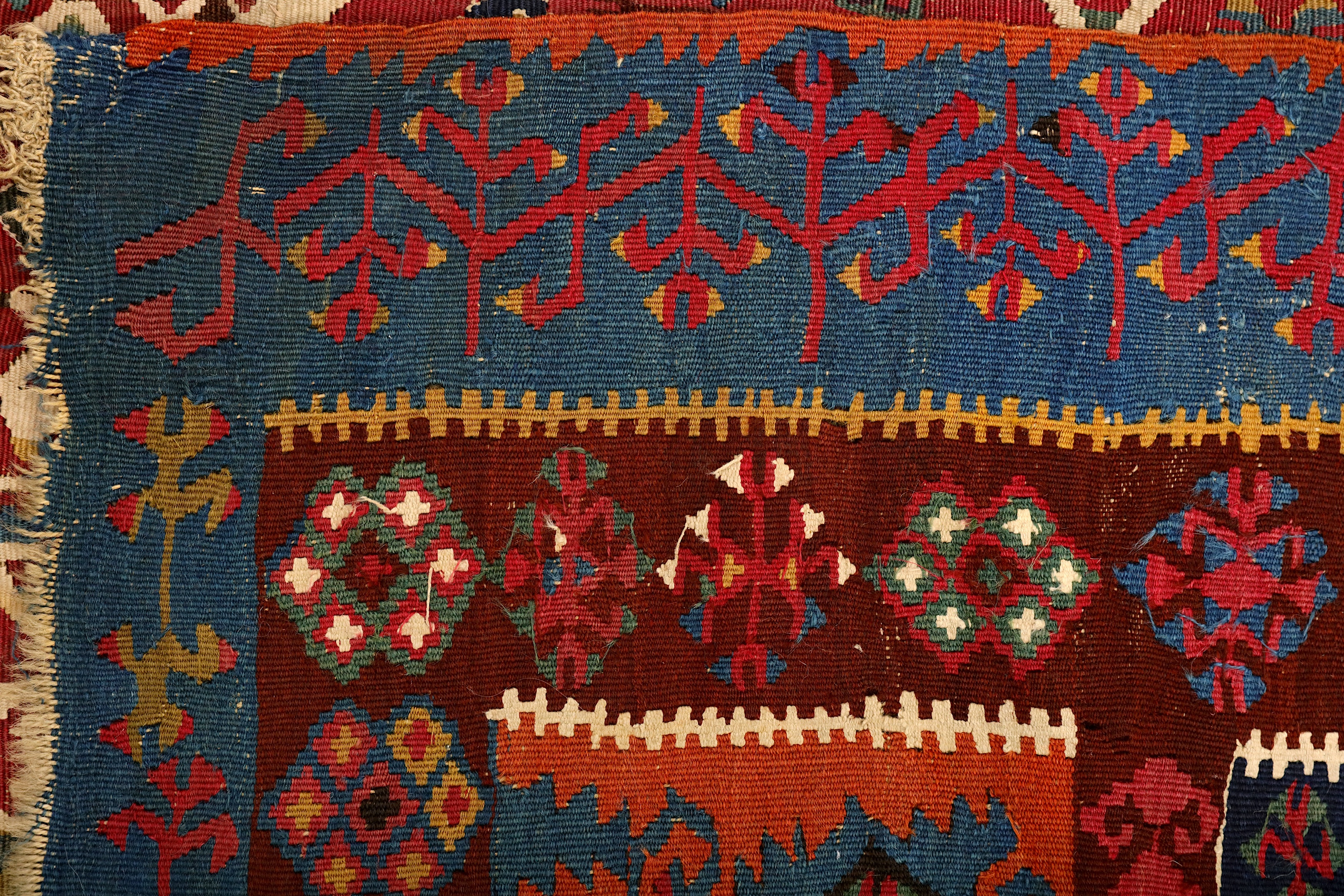 AN ANTIQUE EASTERN ANATOLIAN KILIM, TURKEY - Image 7 of 7