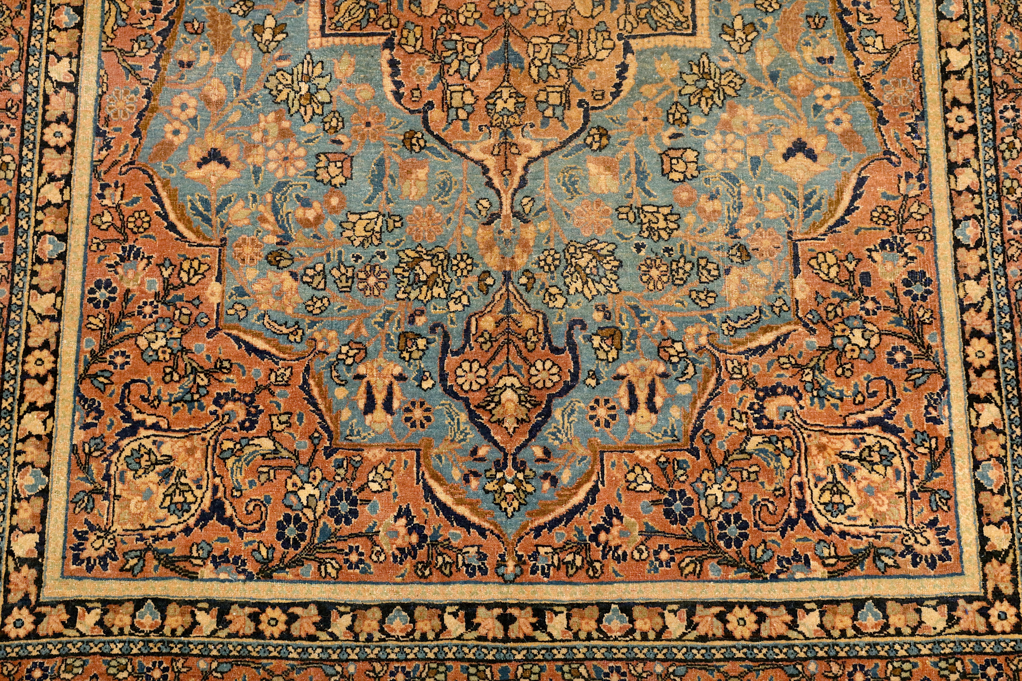 A VERY FINE ISFAHAN RUG, CENTRAL PERSIAN - Image 4 of 7