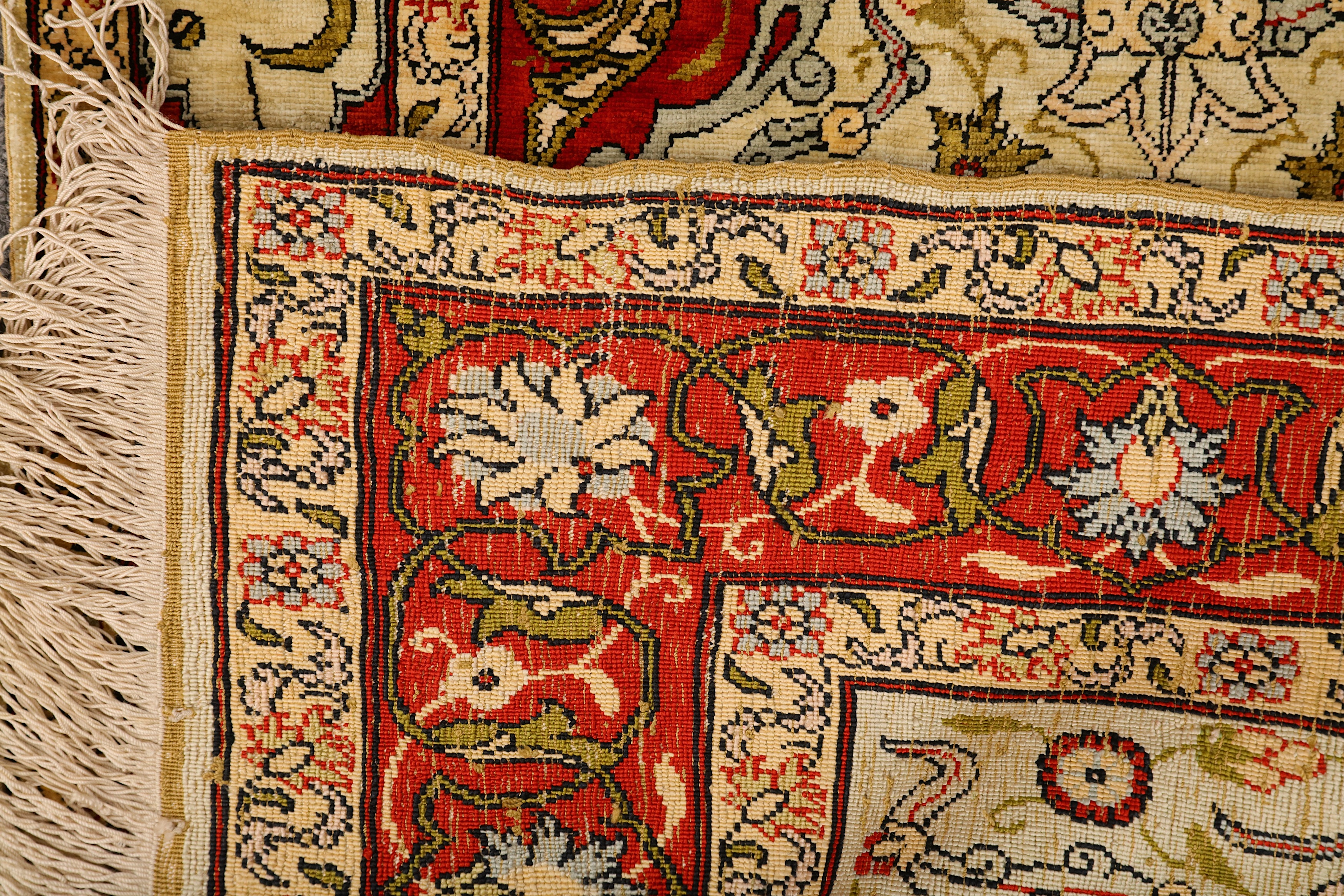 AN EXTREMELY FINE SILK & METAL THREAD HEREKE PRAYER RUG, TURKEY - Image 9 of 9