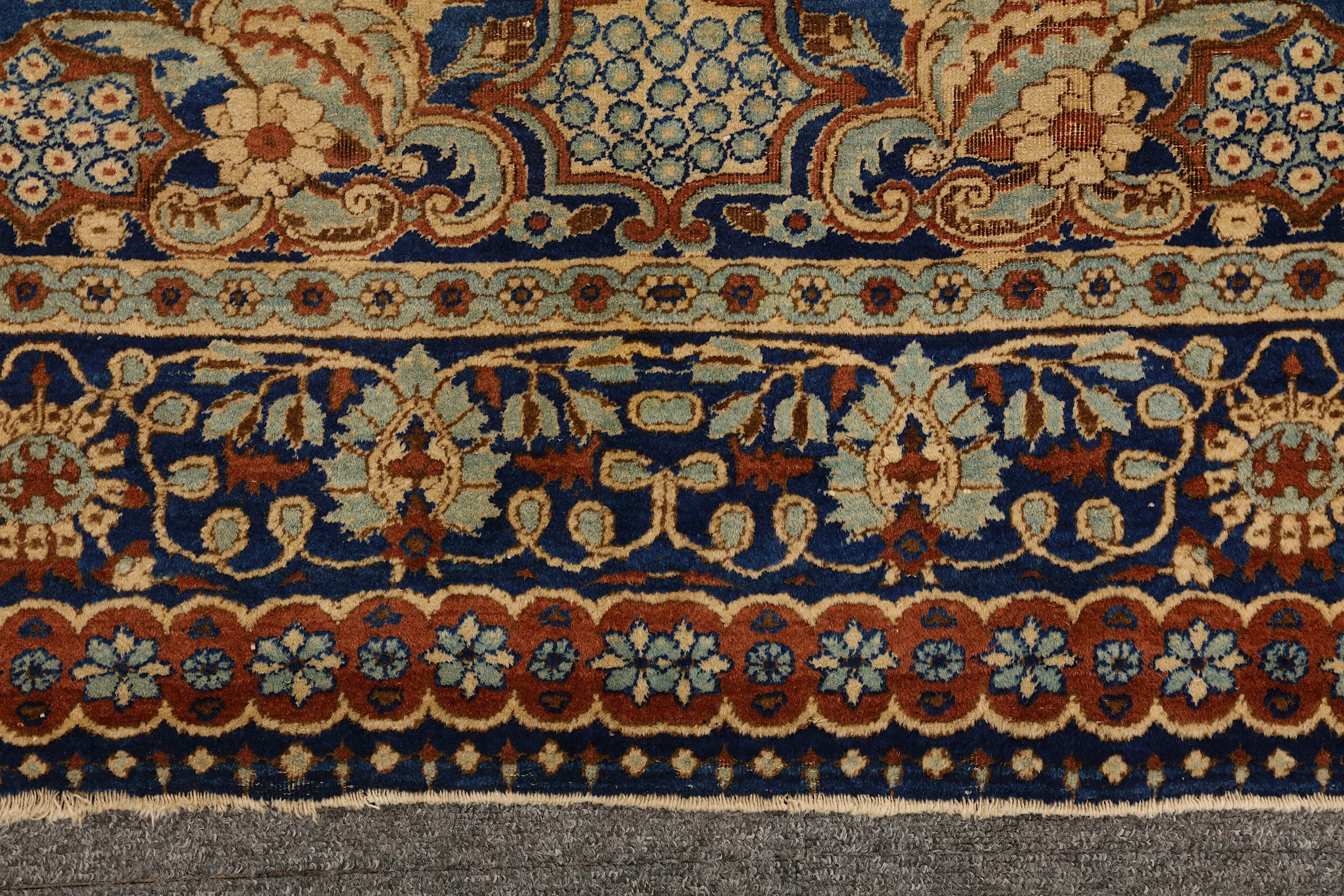 FINE KIRMAN RUG, SOUTH PERSIA - Image 5 of 7