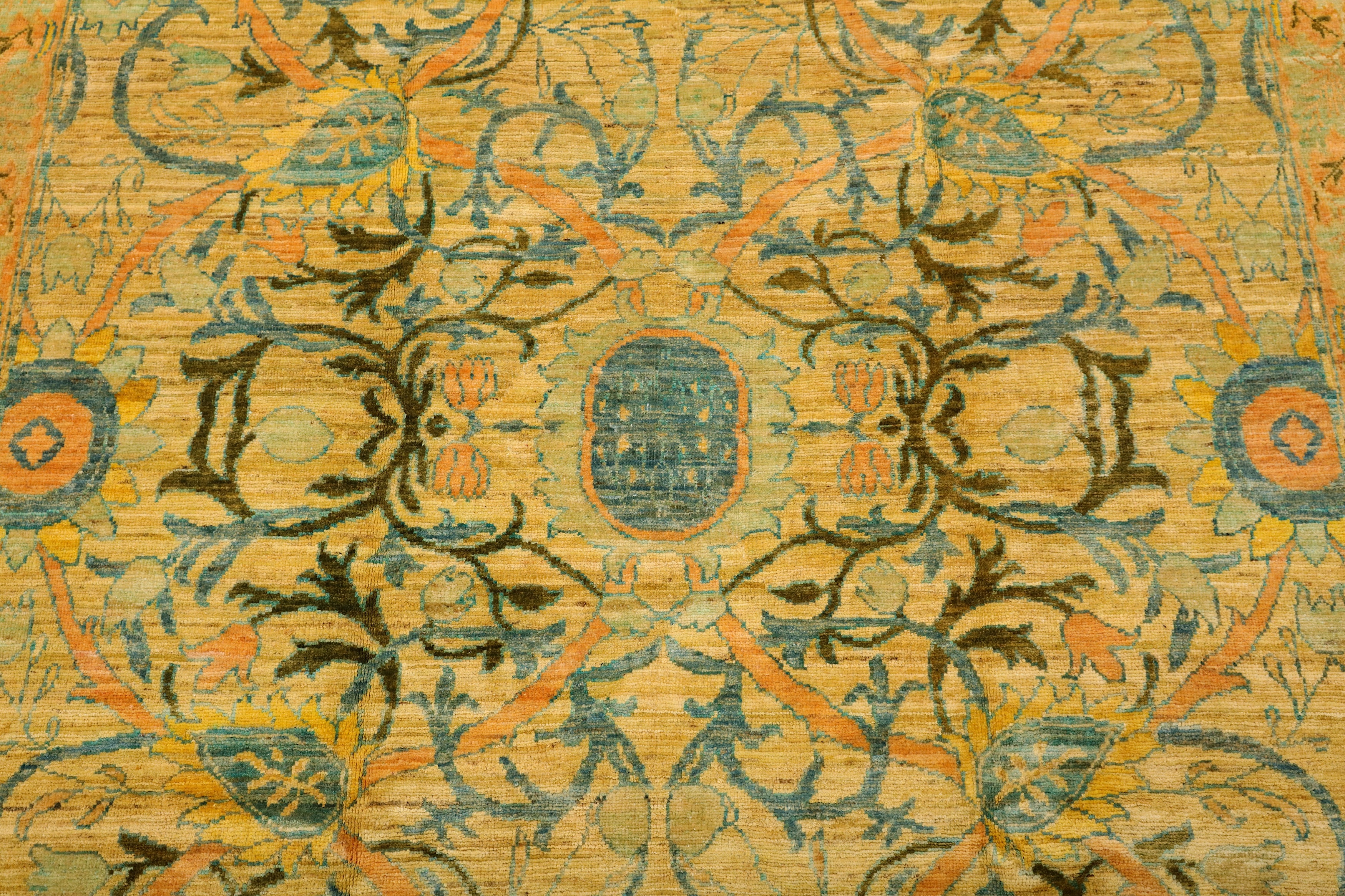 A FINE ARTS & CRAFTS DESIGN CARPET - Image 3 of 7