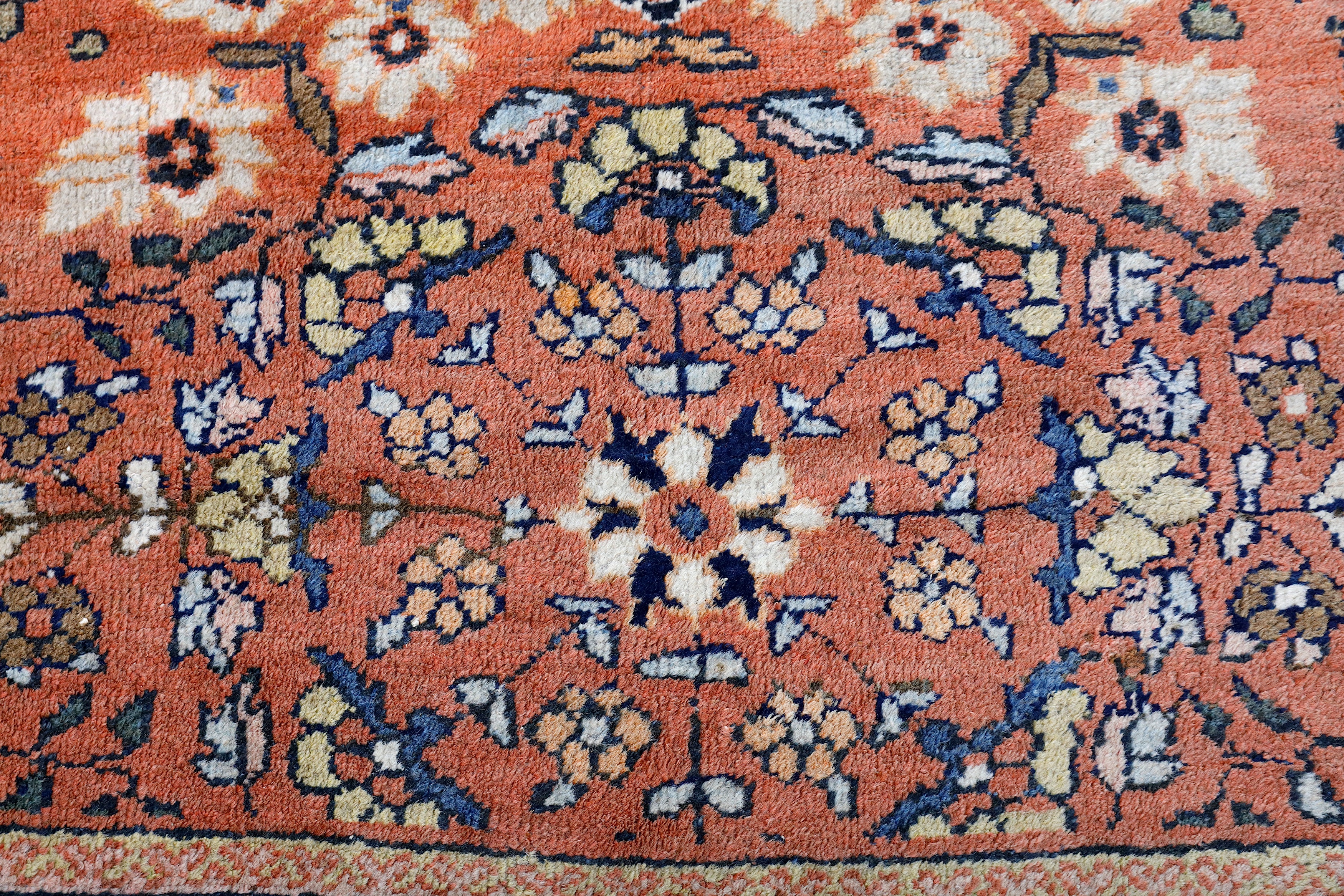 AN ANTIQUE MAHAL CARPET, WEST PERSIA - Image 7 of 7