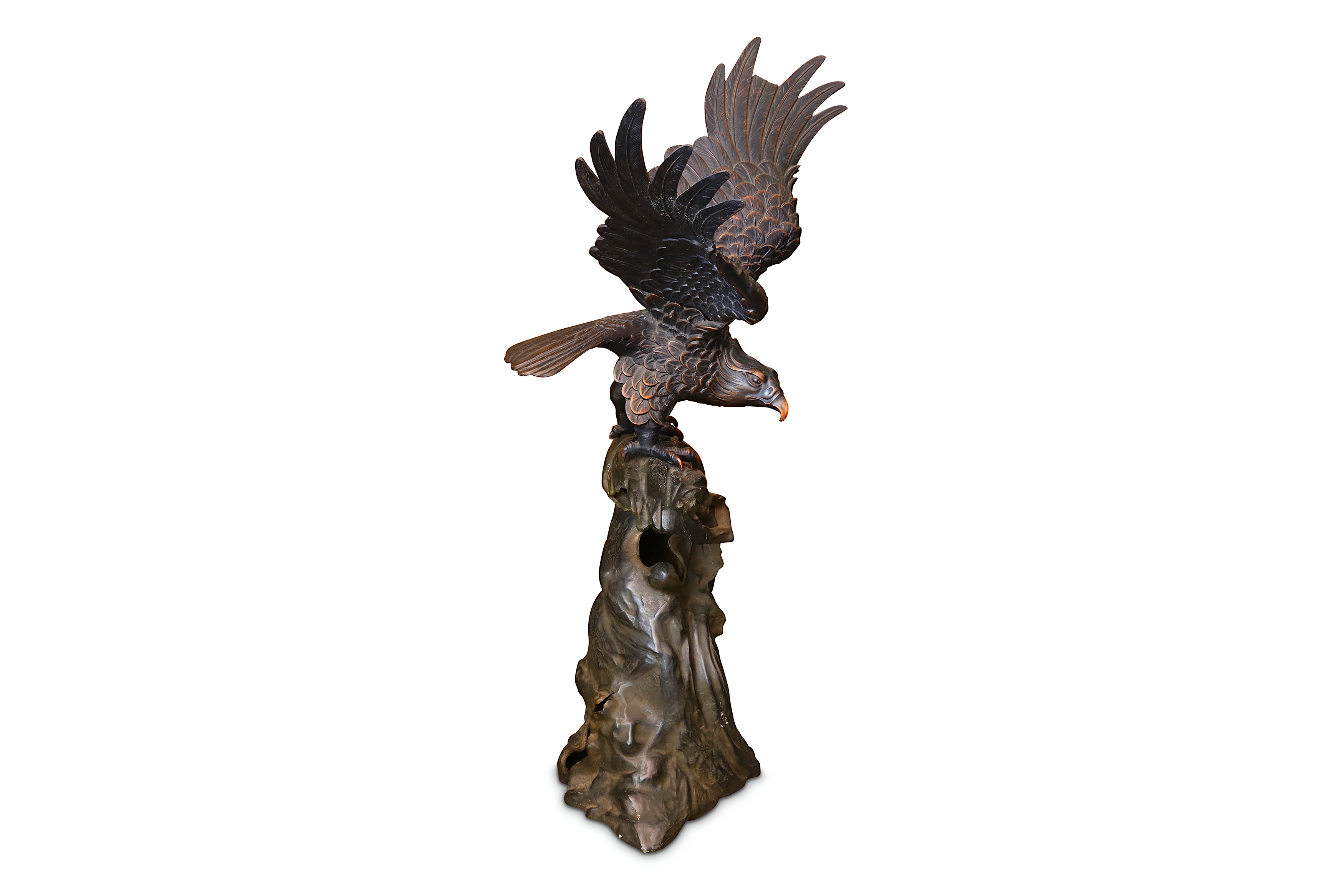 A VERY LARGE BRONZED METAL MODEL OF AN EAGLE - Image 4 of 4