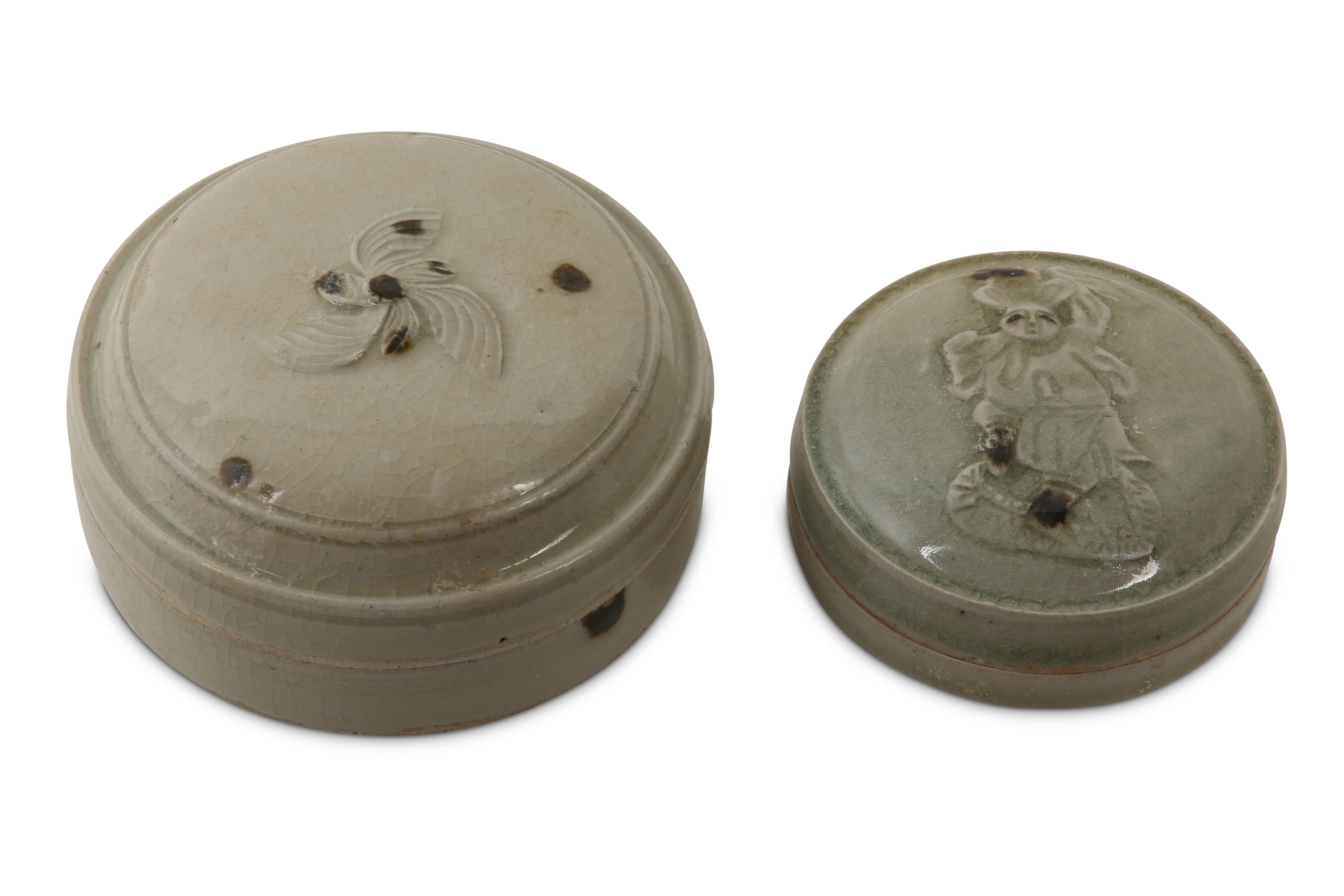 TWO CHINESE XIANGZHOU CIRCULAR BOXES AND COVERS.