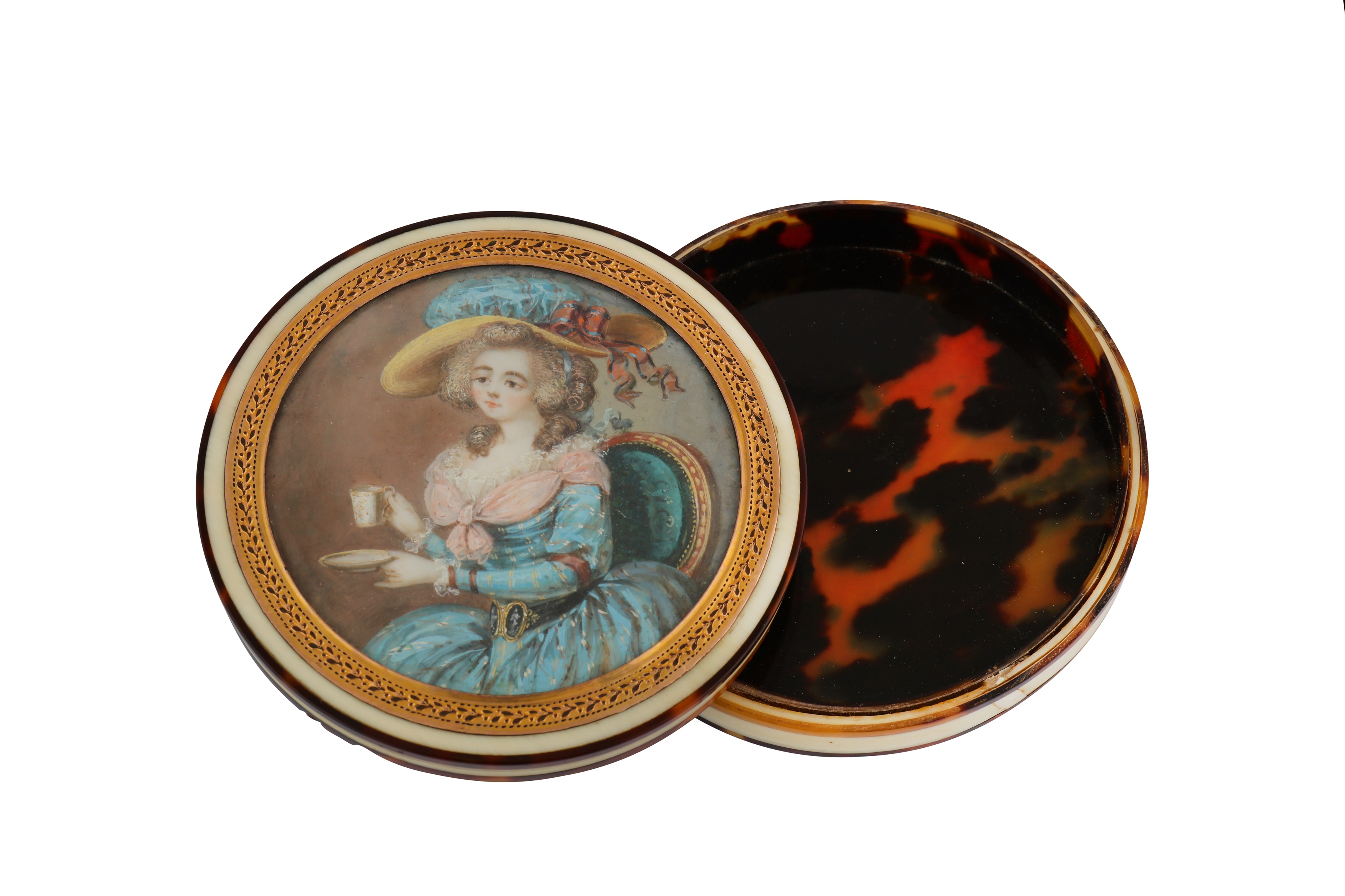 A late 18th century French ivory portrait miniature snuff box, probably Paris circa 1780 - Image 2 of 4