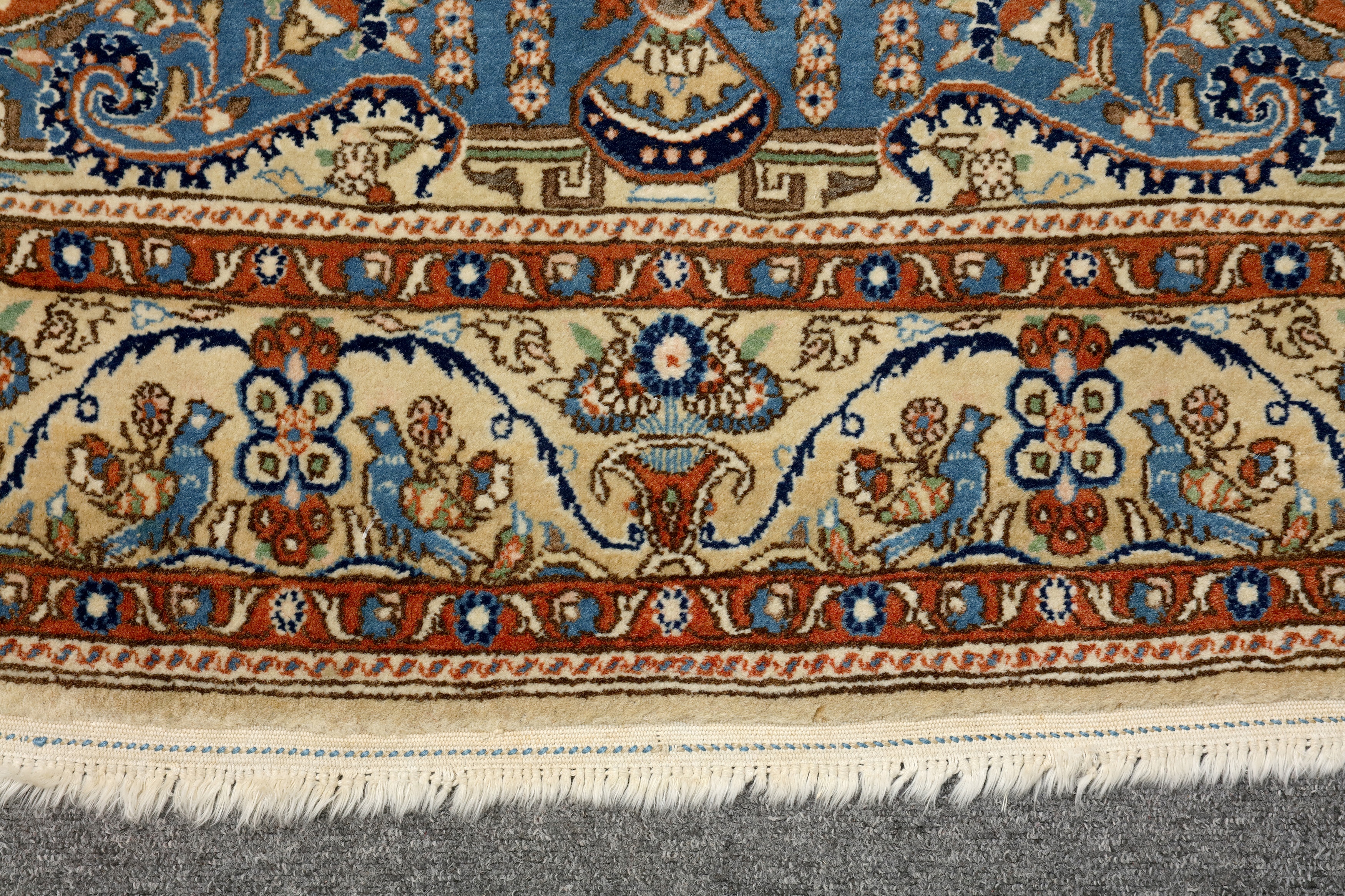 A FINE QUM RUG, CENTRAL PERSIA - Image 5 of 7