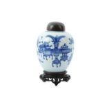 A CHINESE BLUE AND WHITE 'HUNDRED ANTIQUES' JAR.