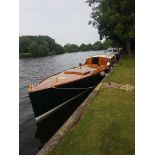 A day trip up the Thames with a picnic lunch for six