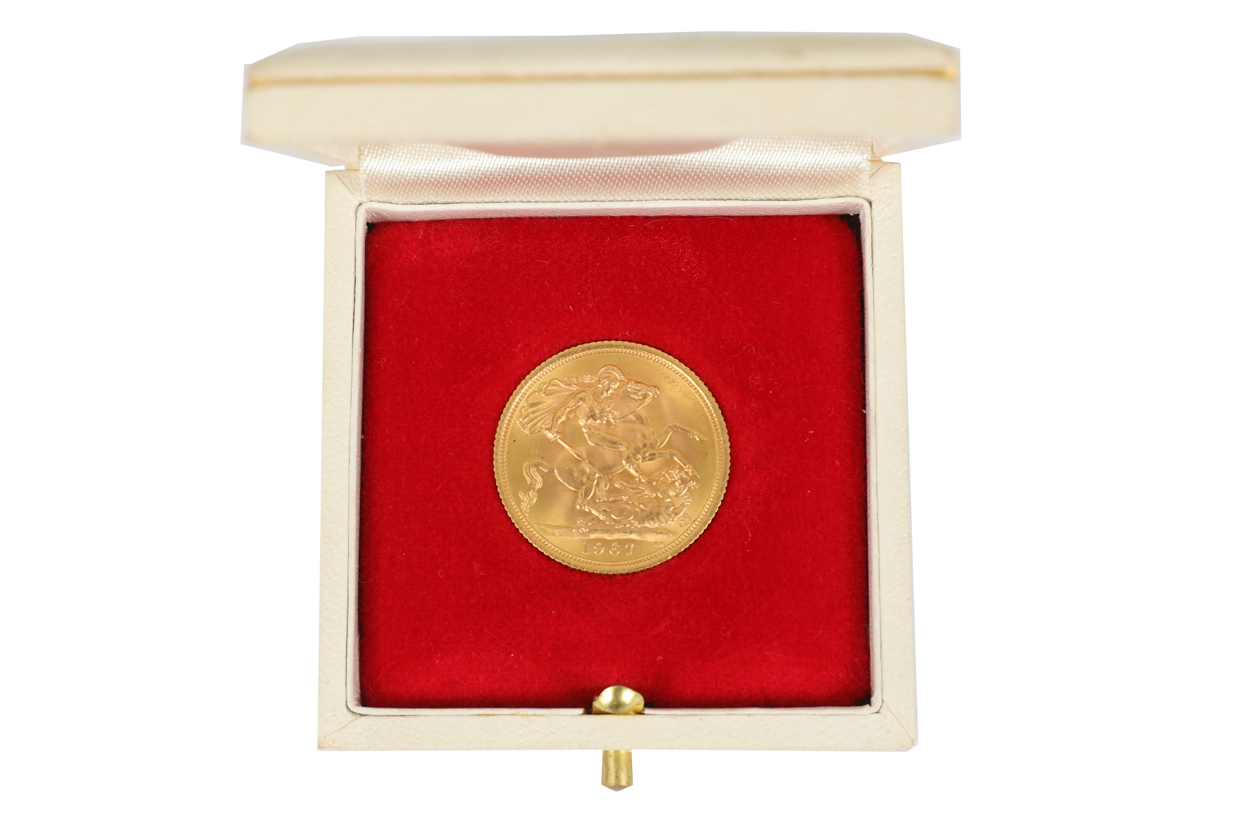 A Queen Elizabeth II full gold sovereign, dated 1967